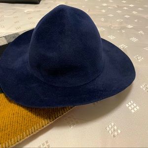 Burberry wool felt hat